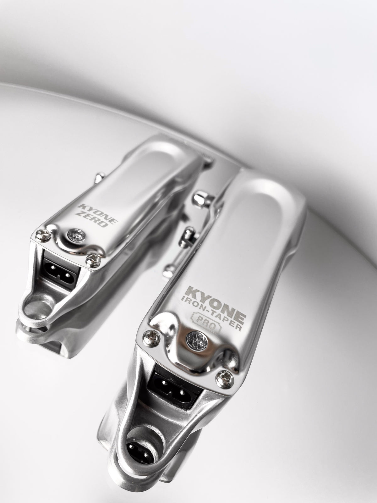 KYONE ULTIMA IRON ZERO TRIMMER - Webshop Kyone Clippers