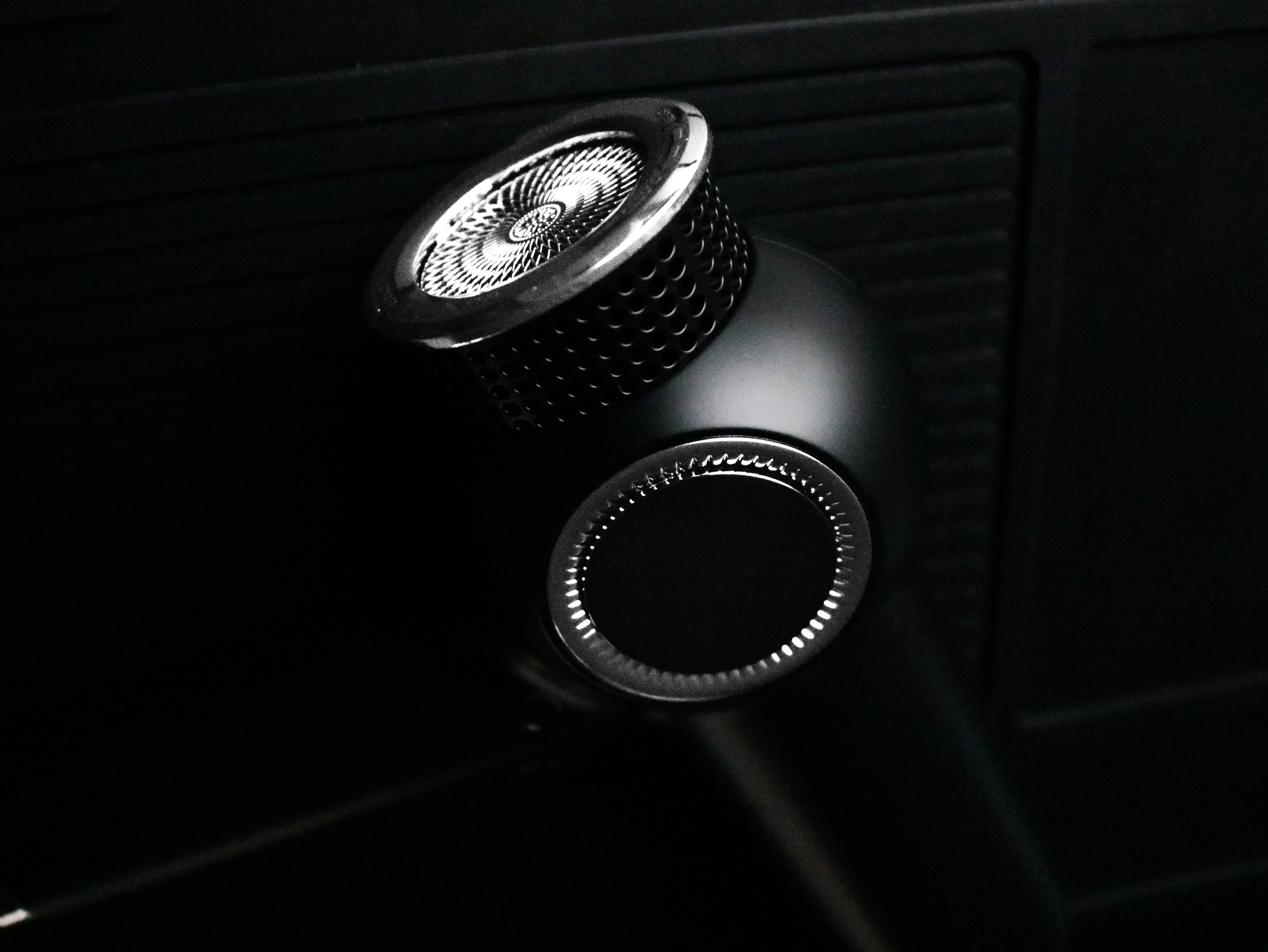 Kyone Airbliss Digital Motor Hair Dryer | Black edition