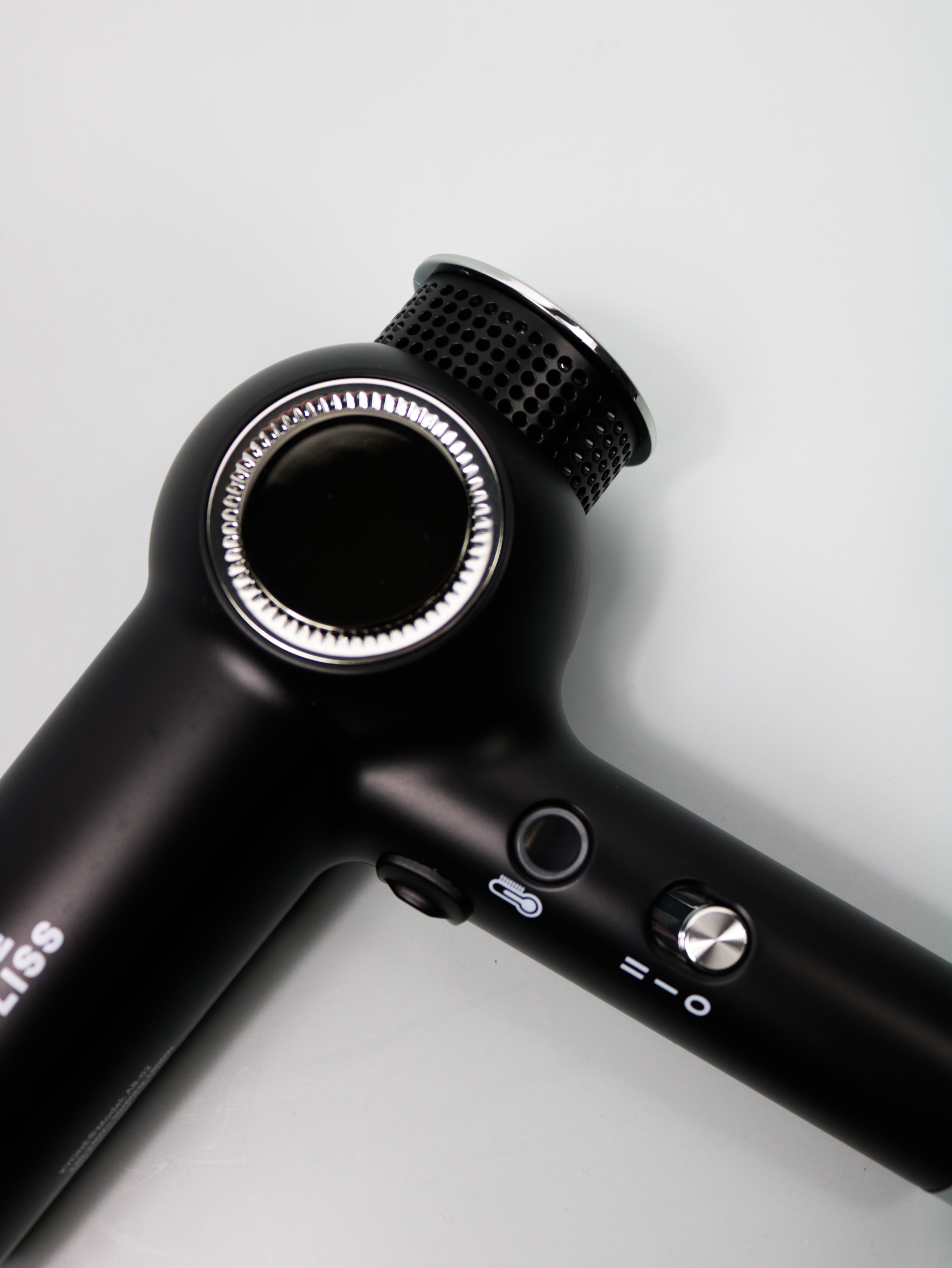 Kyone Airbliss Digital Motor Hair Dryer | Black edition