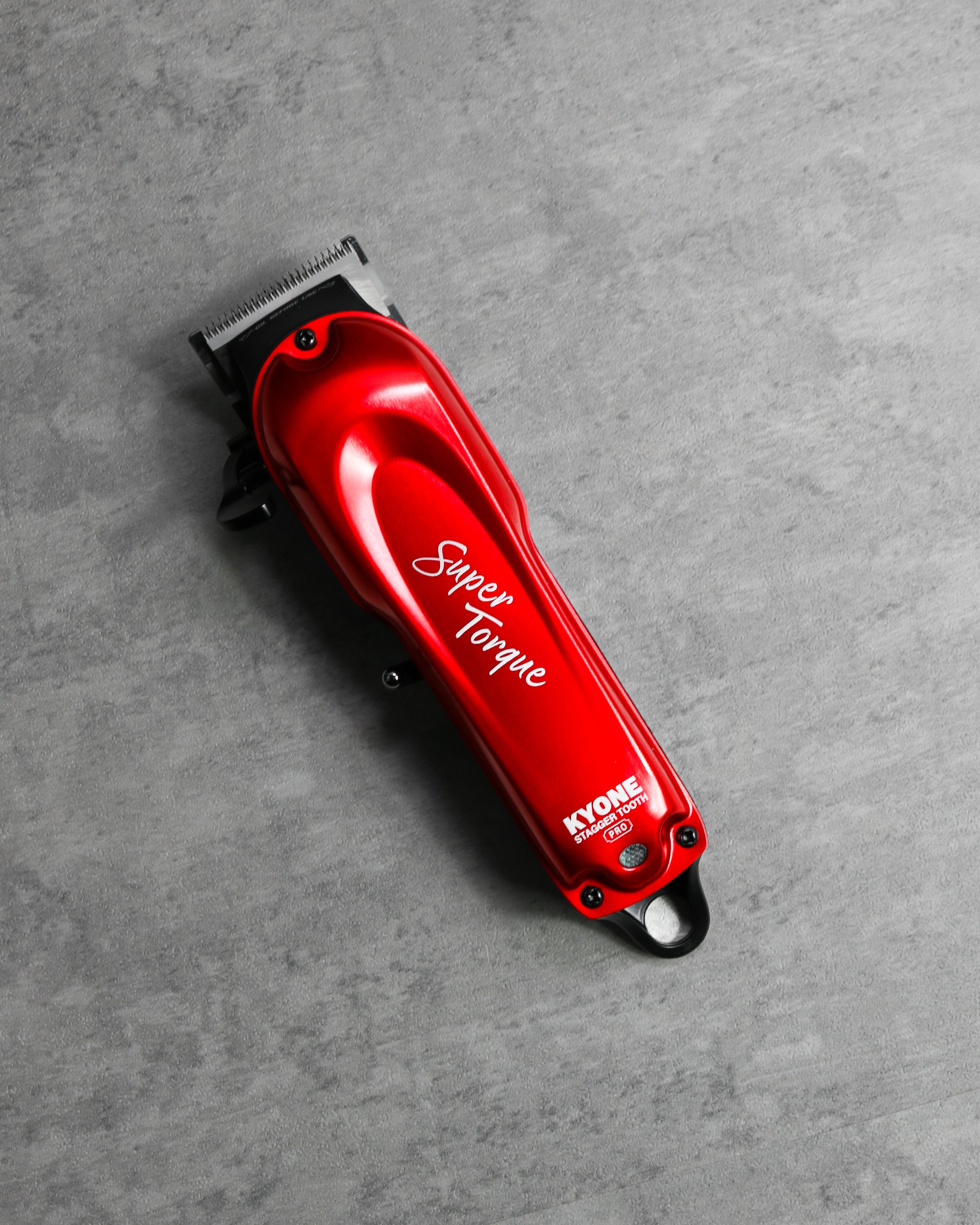 Kyone Ultima Stagger Tooth Pro Clipper